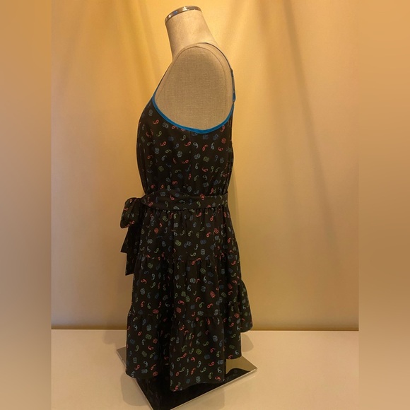 Stylish Black Dress with Blue paisley Accents belted dress size SP SUMMER DRESS - Picture 3 of 6